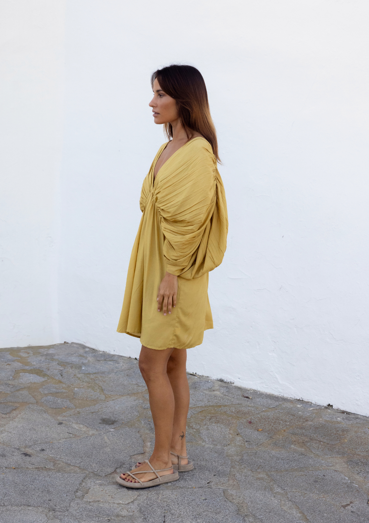 VESTIDO CORTO SOLEIL - CANELA INDIO