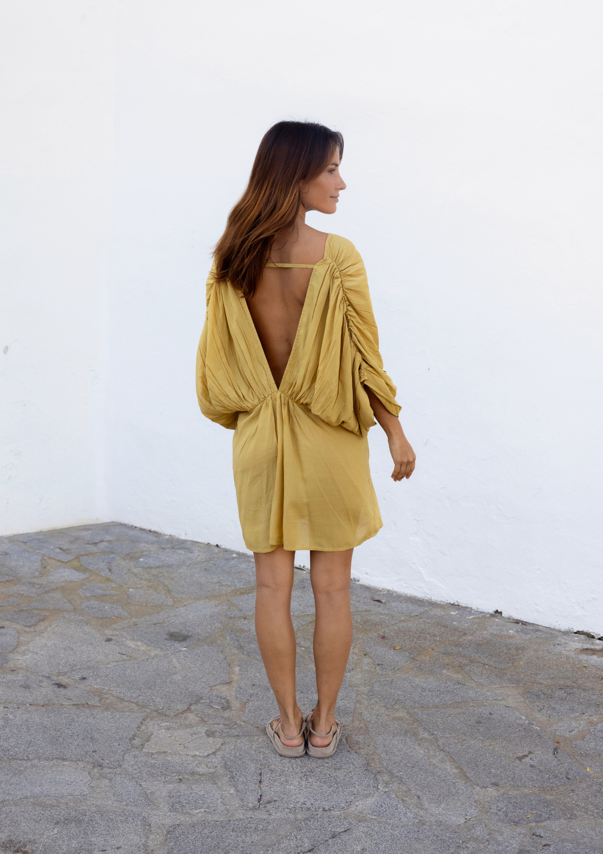 VESTIDO CORTO SOLEIL - CANELA INDIO