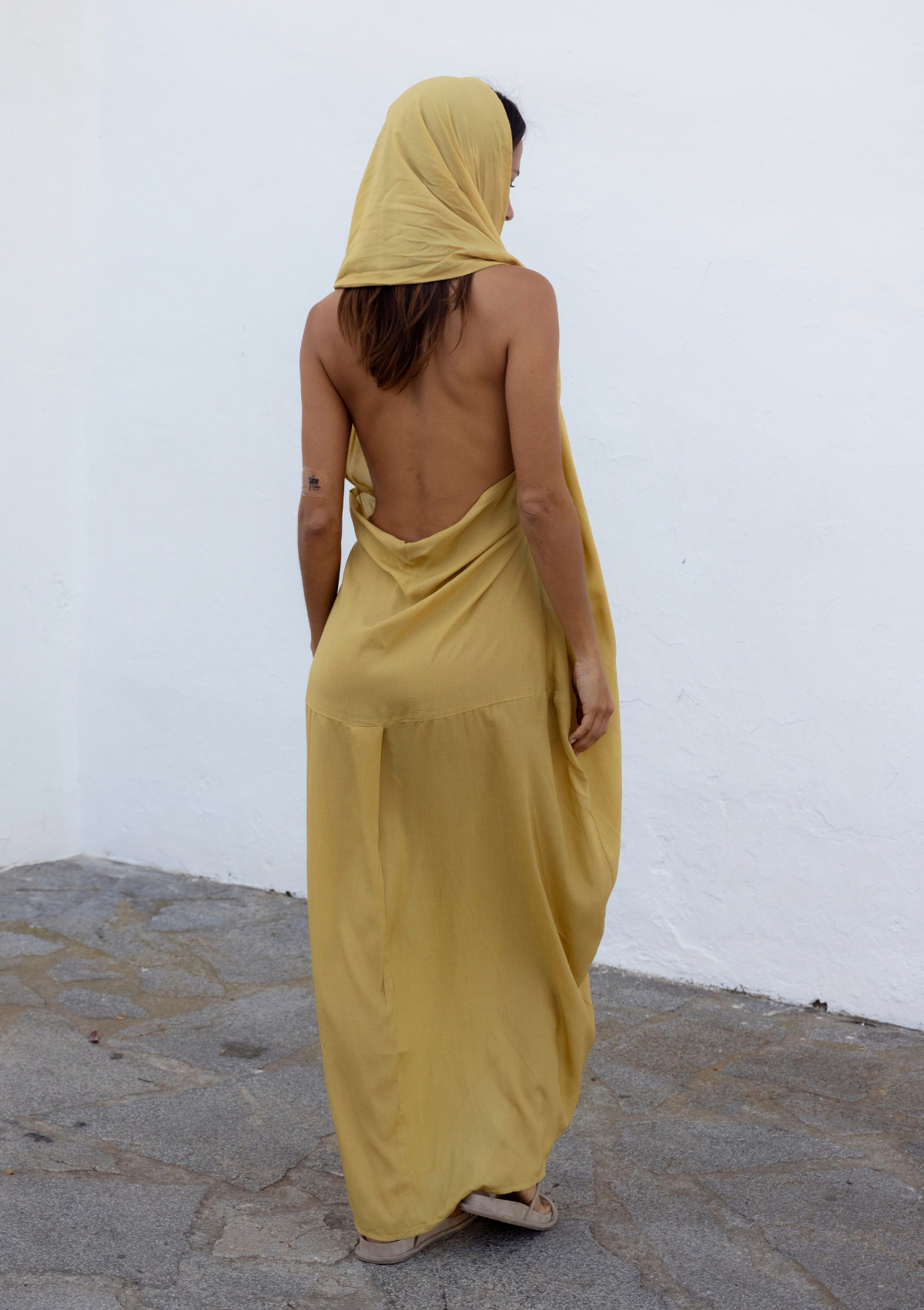 HOOD KAFTAN- BEIGE TAN