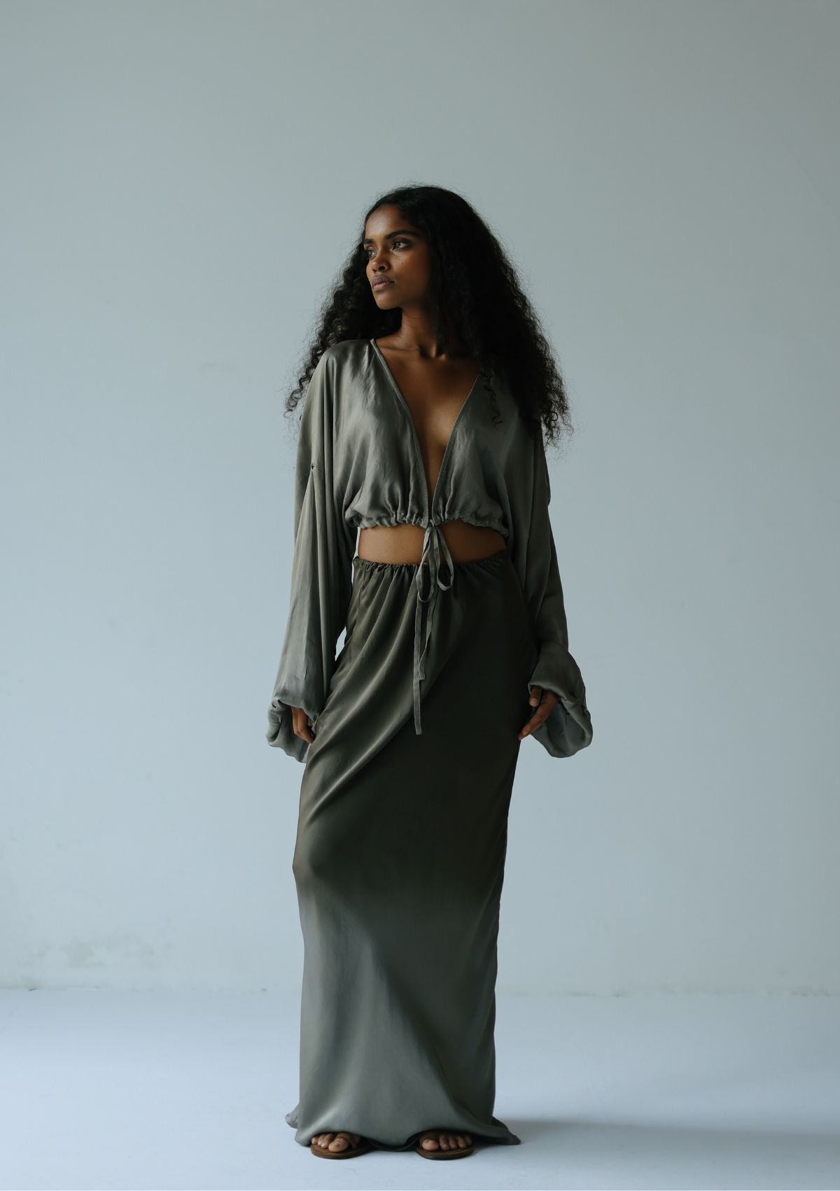 BELIZ TOP- TEA LEAF TO VETIVER