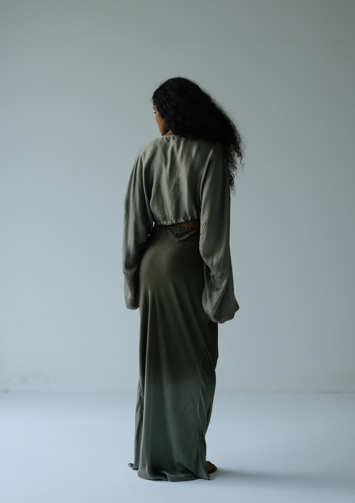 BELIZ TOP- TEA LEAF TO VETIVER