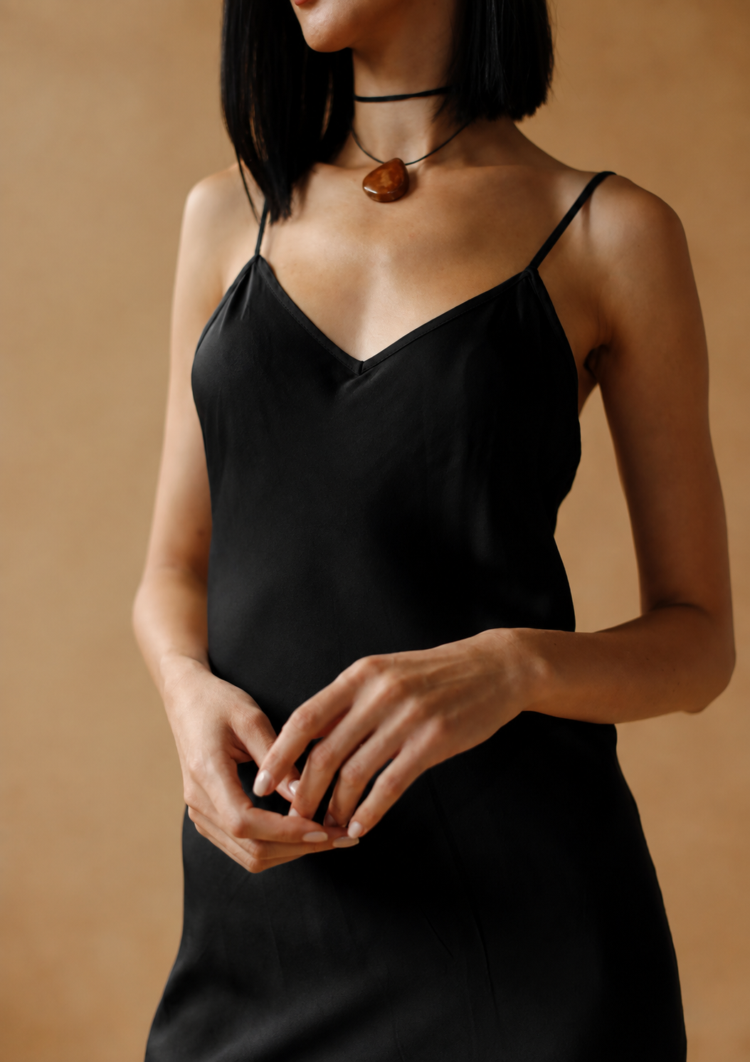 VESTIDO LENCERO AKAIA BIAS - PLATEADO