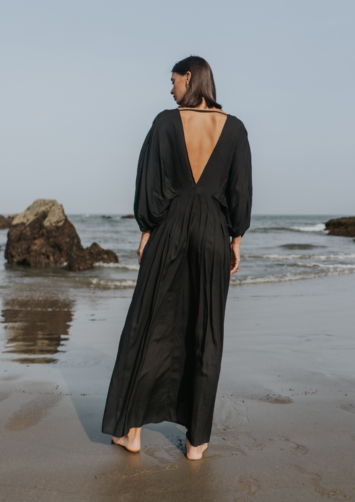 VESTIDO PLISADO RAY - NEGRO