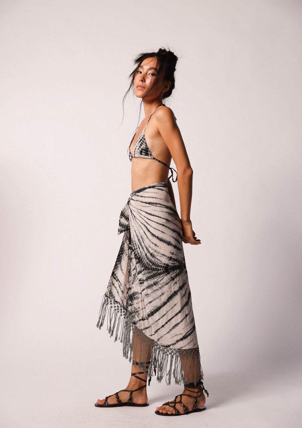 MAYA SARONG - ZEBRA SHIBORI TIE DYE OYSTER PEARL