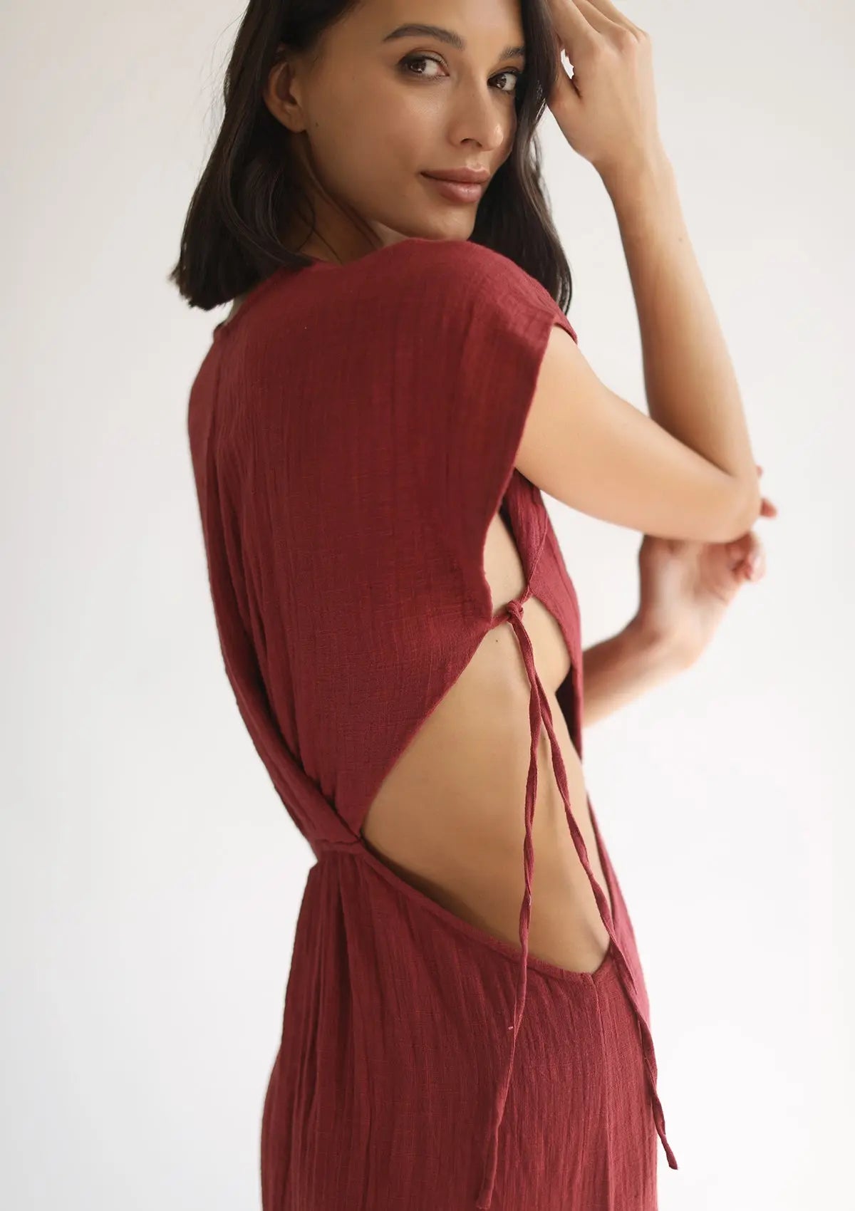 CLEO DRESS - RED DHALIA - Studio Tia