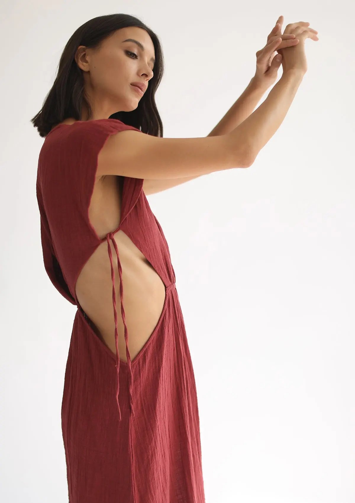 CLEO DRESS - RED DHALIA - Studio Tia