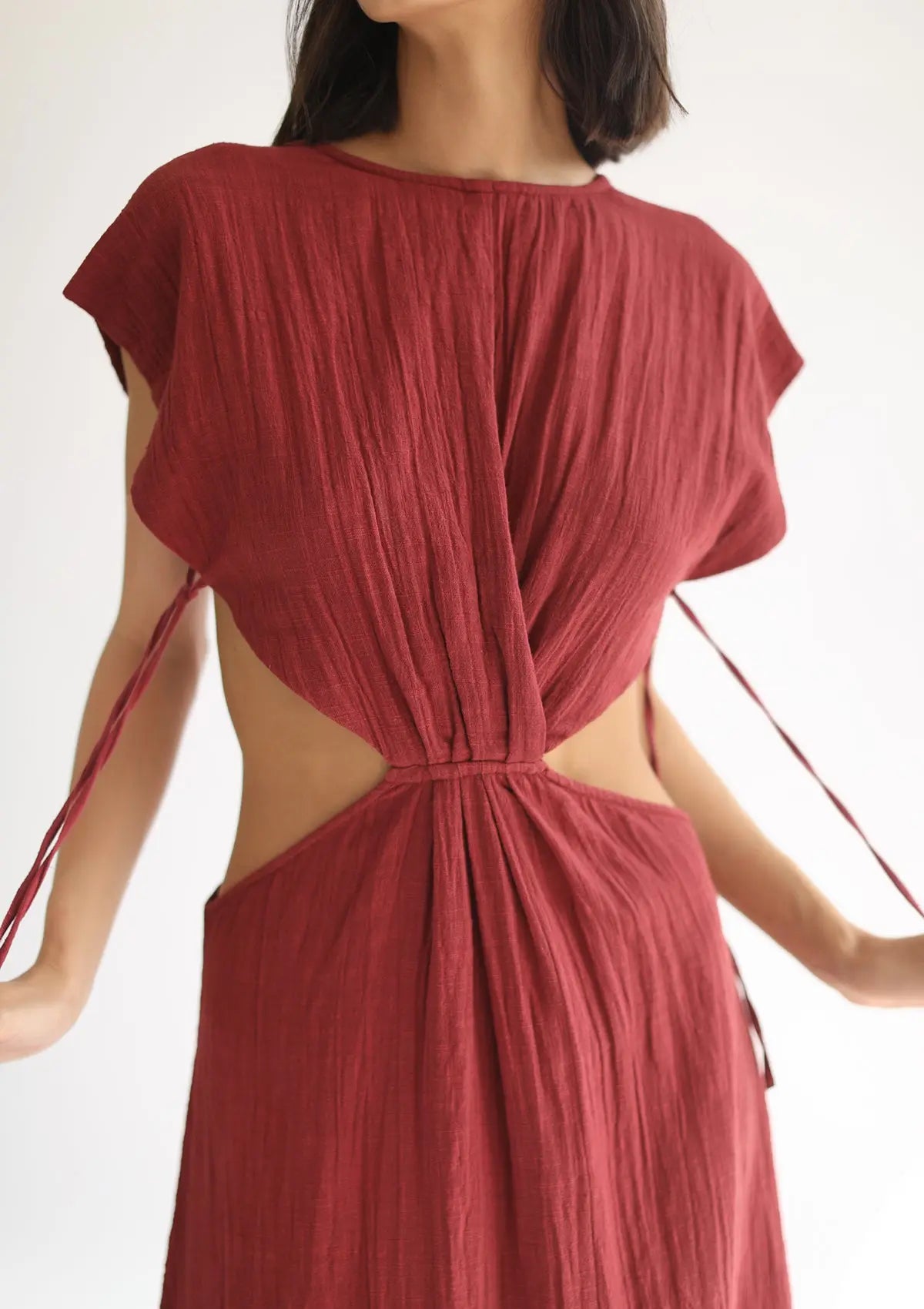 CLEO DRESS - RED DHALIA - Studio Tia