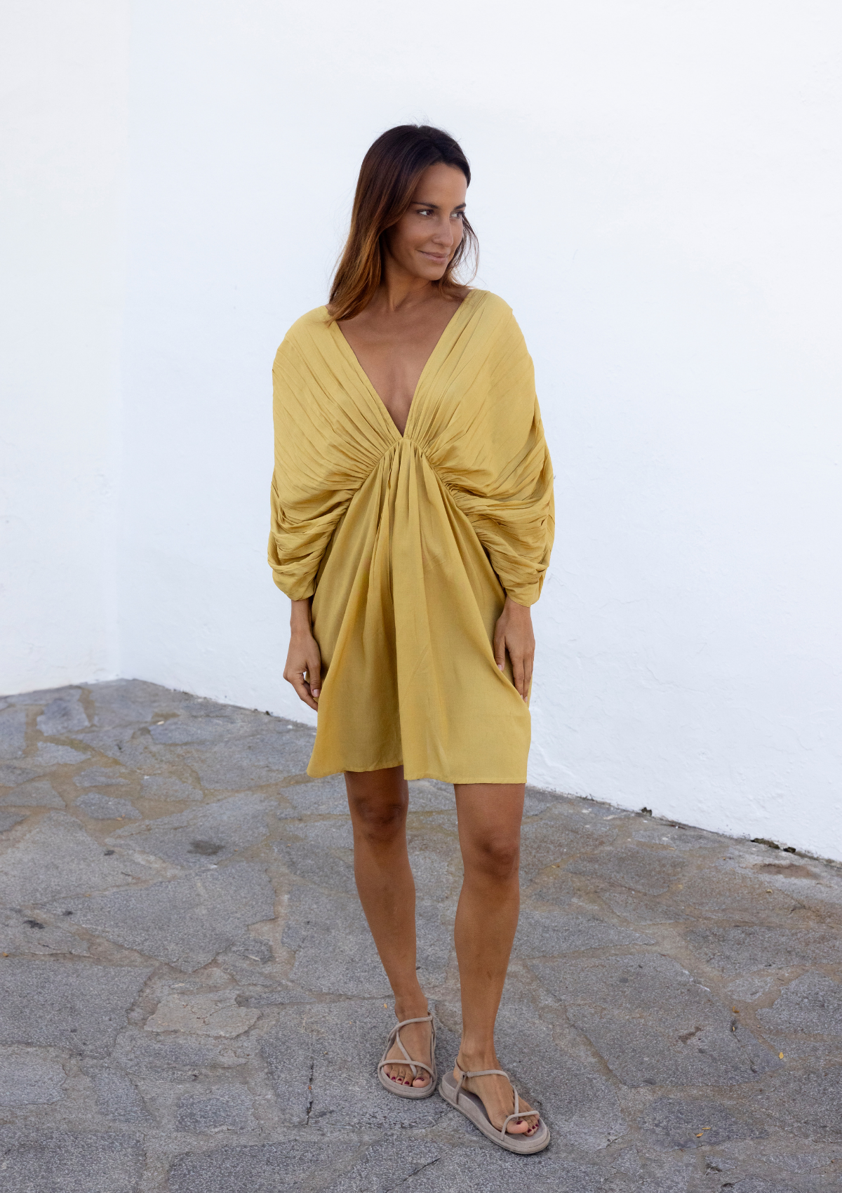 VESTIDO CORTO SOLEIL - CANELA INDIO