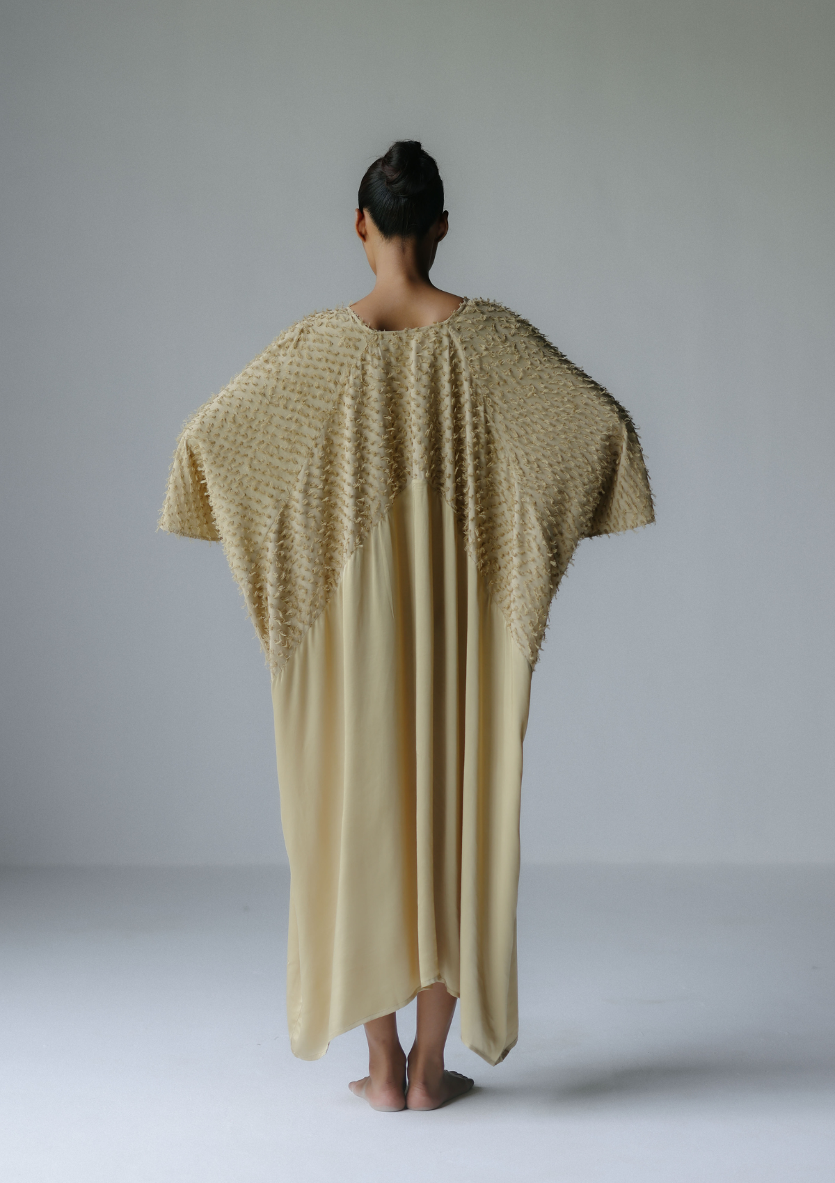 TIRA KAFTAN