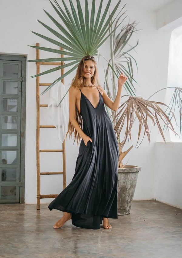 CALI MAXI DRESS - BLACK - Studio Tia