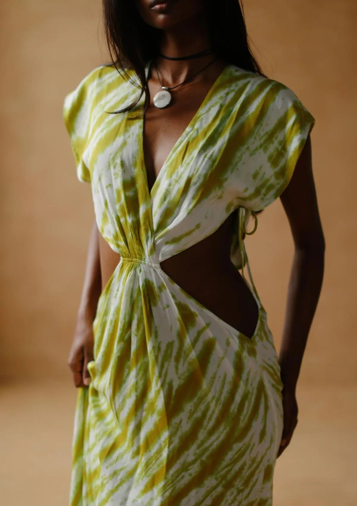 KLEID CLEO - AKAZIENBLATT