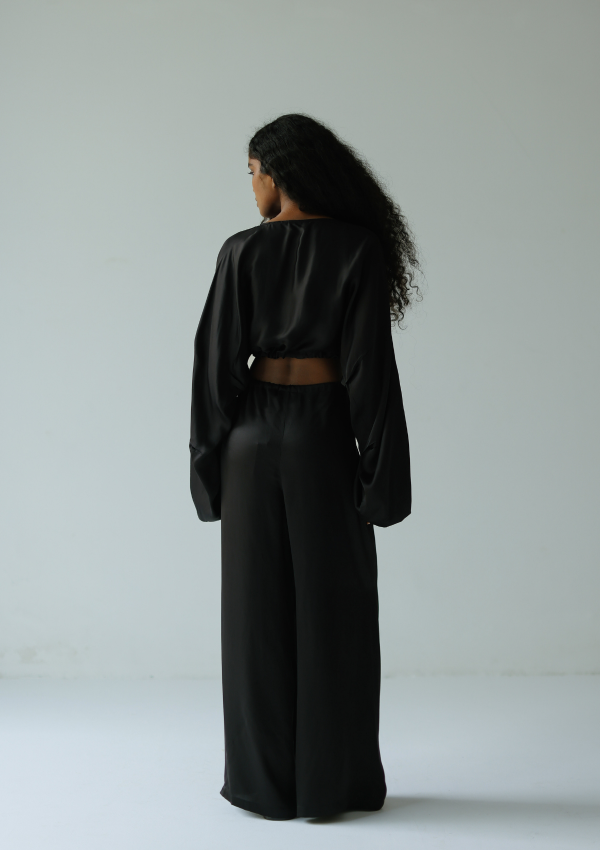 LERA TROUSER - SCHWARZ